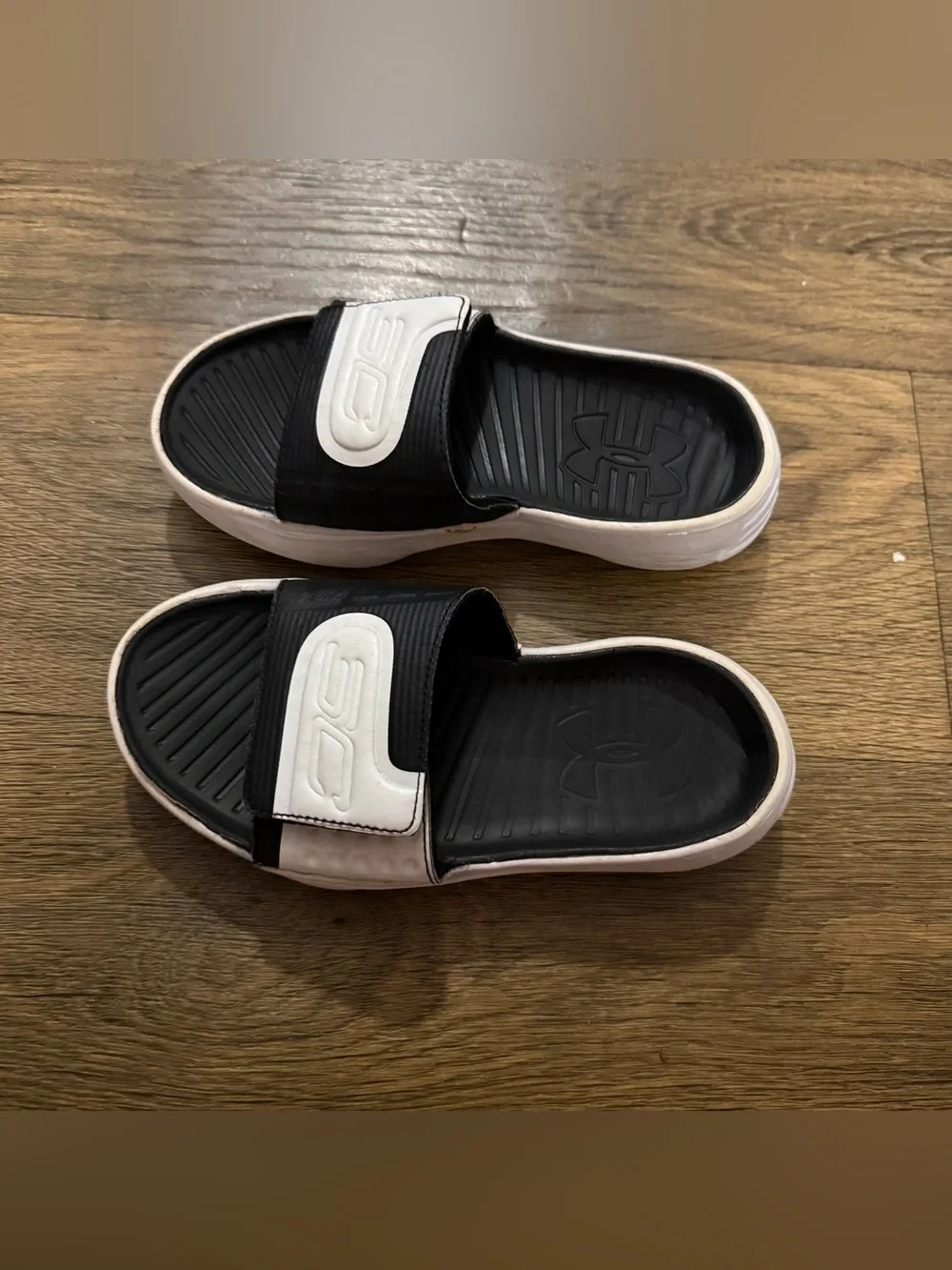Under Armour Kids' Black & White Slide Sandals Size 1Y